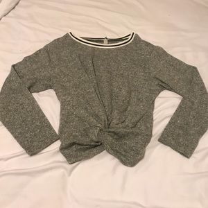Twist front cropped sweater